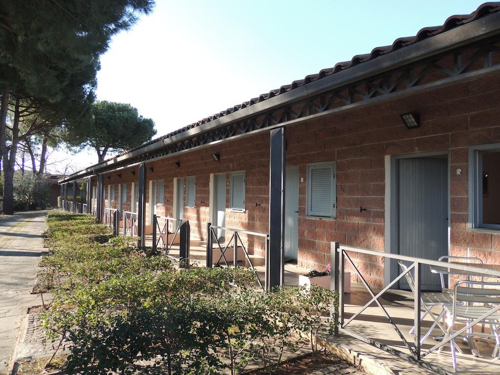 Appartamenti Villaggio Internazionale Albenga Exterior photo